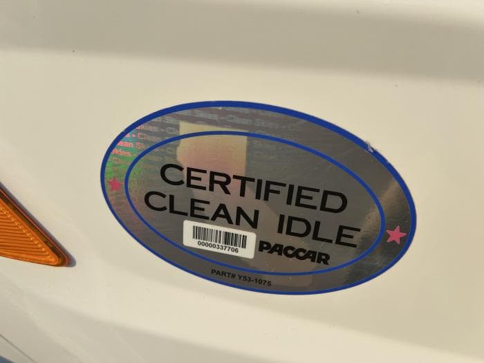 2021 Peterbilt 579 — photo 16