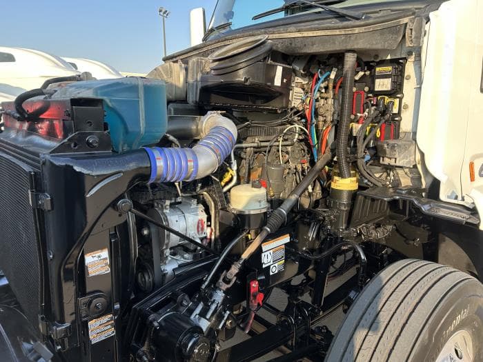 2021 Peterbilt 579 — photo 17