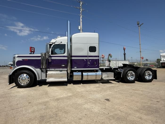 2026 Peterbilt 589 — photo 5