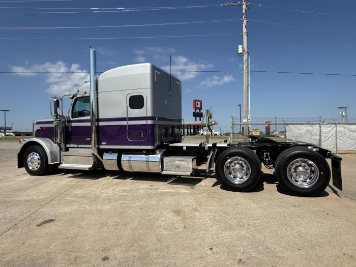 2026 Peterbilt 589 — photo 7