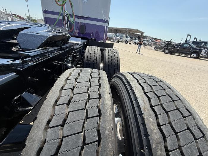 2026 Peterbilt 589 — photo 16