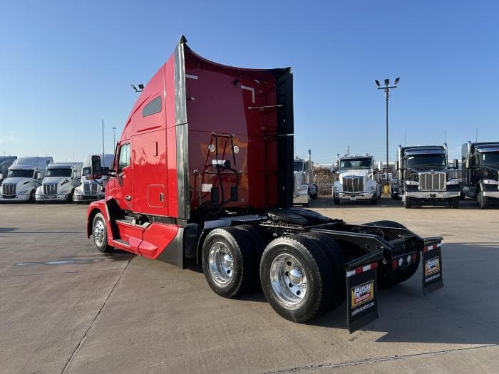 2024 Kenworth T680 — photo 4