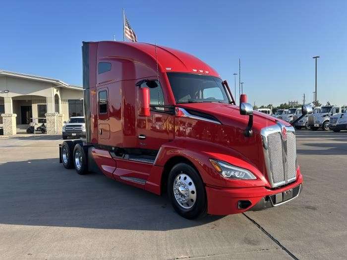 2024 Kenworth T680 — photo 8