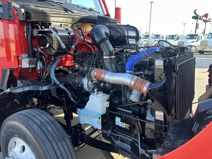 2024 Kenworth T680 — photo 20