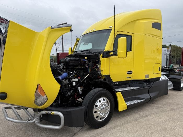 2023 Kenworth T680 — photo 17