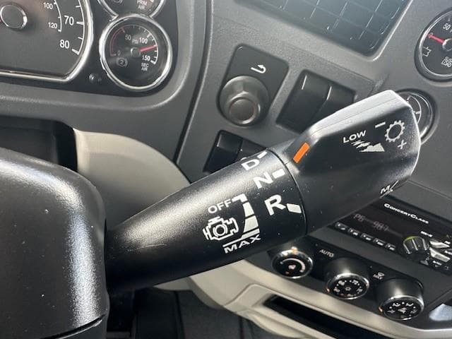 2021 Peterbilt 579 — photo 7