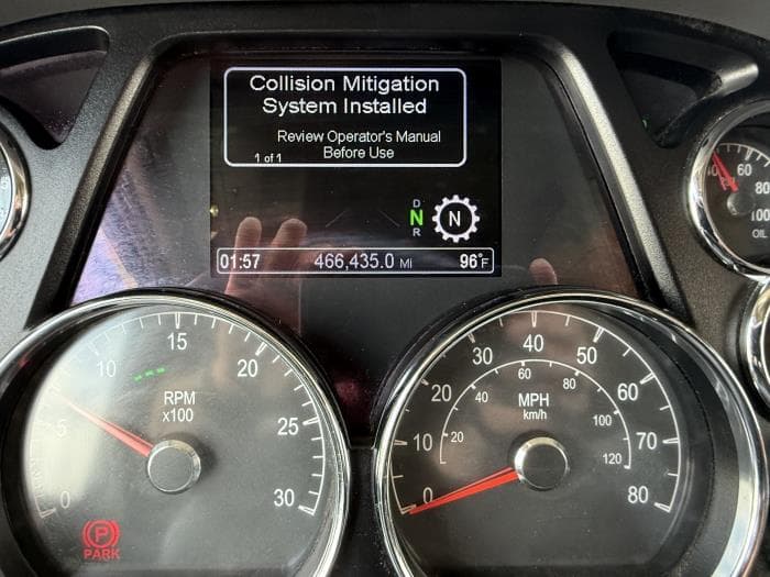 2022 Peterbilt 579 — photo 10