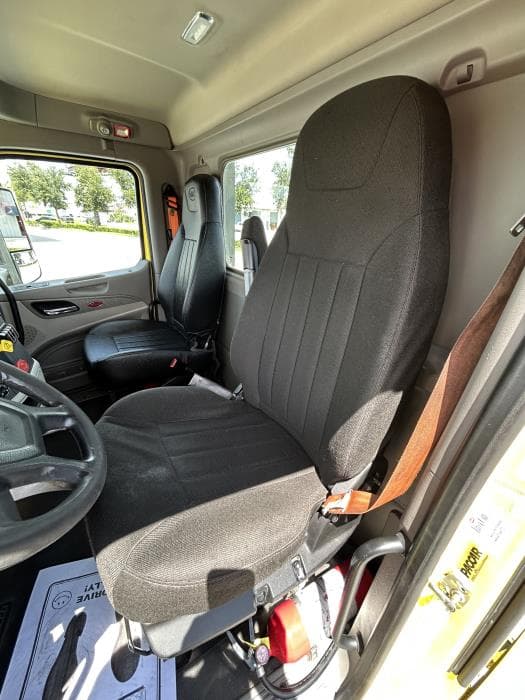 2021 Peterbilt 579 — photo 15