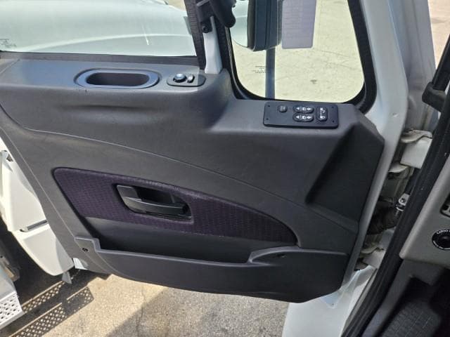 2019 International 4300 — photo 16