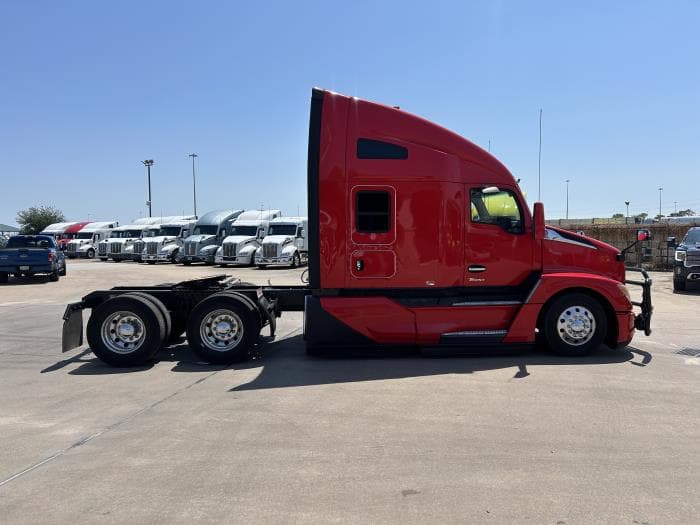 2024 Kenworth T680 — photo 7