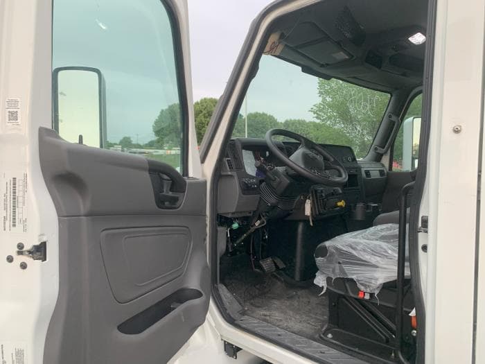 2026 International MV — photo 12