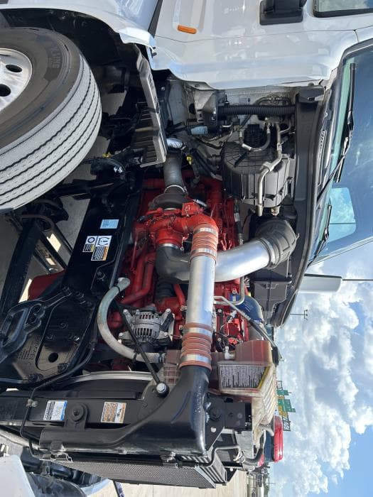 2022 Peterbilt 579 — photo 21