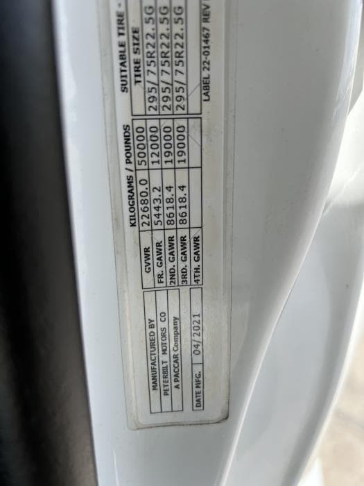 2022 Peterbilt 579 — photo 28