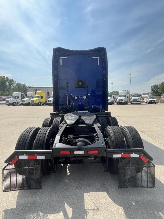 2022 Peterbilt 579 — photo 6