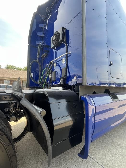 2022 Peterbilt 579 — photo 8