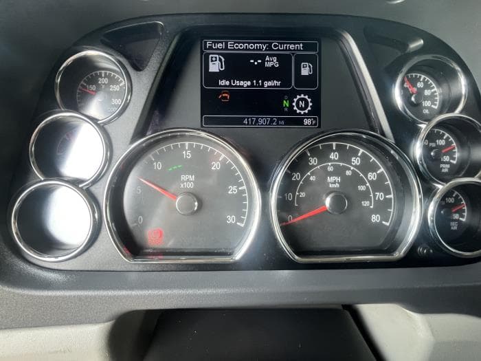 2022 Peterbilt 579 — photo 14