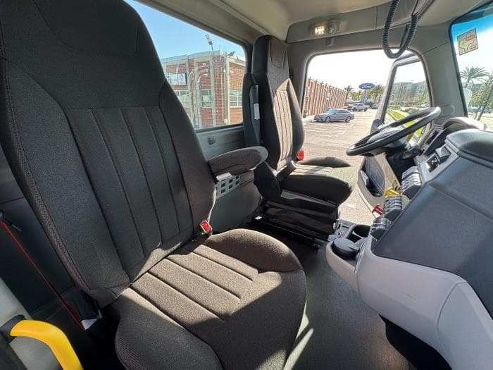 2026 Peterbilt 567 — photo 20