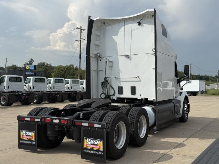 2021 Peterbilt 579 — photo 6
