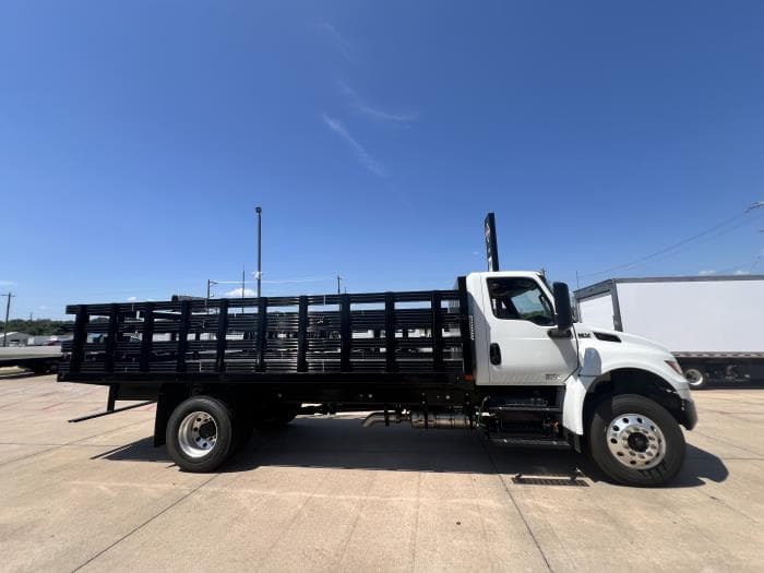 2025 International MV — photo 8