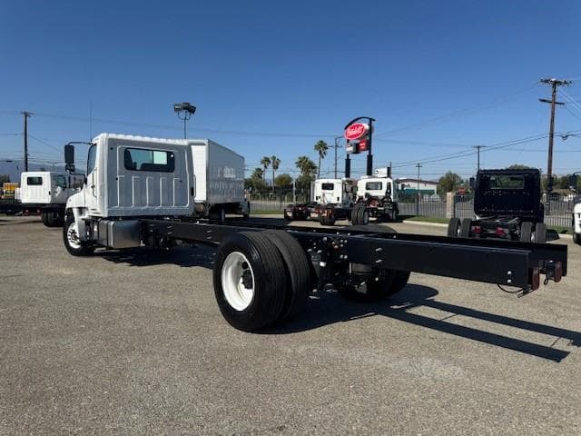 2026 Hino L6 — photo 8