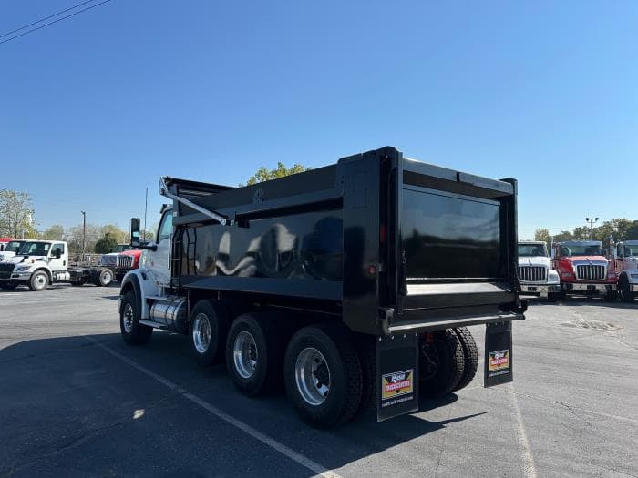 2026 International HX — photo 8