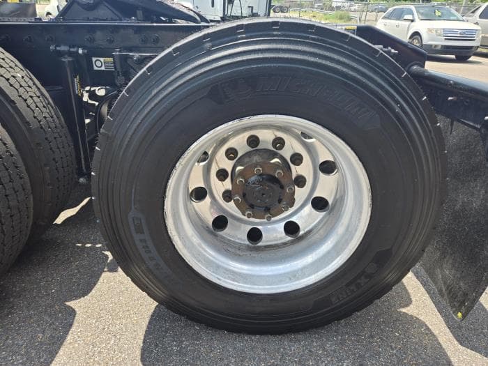 2022 Peterbilt 579 — photo 5