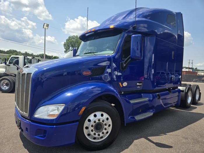 2022 Peterbilt 579 — photo 20