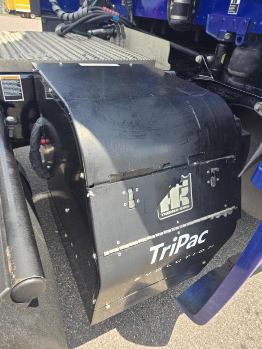 2022 Peterbilt 579 — photo 27