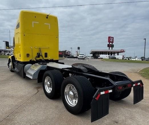 2023 Kenworth T680 — photo 6