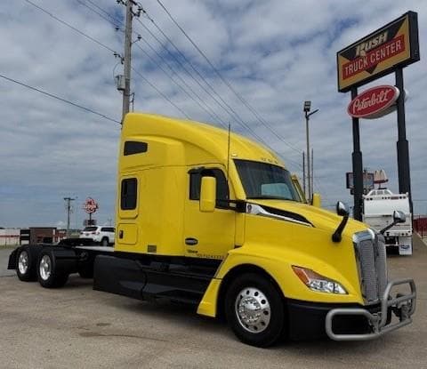 2023 Kenworth T680 — photo 3