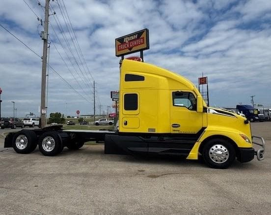 2023 Kenworth T680 — photo 4
