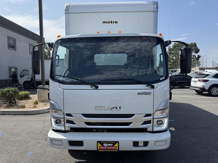 2025 Isuzu NRR — photo 8