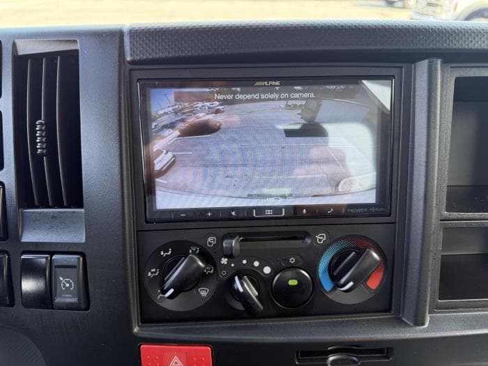 2025 Isuzu NRR — photo 18