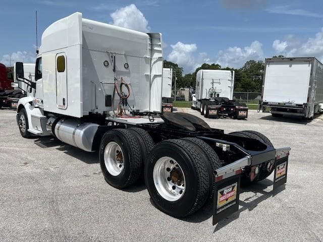 2022 Peterbilt 579 — photo 4