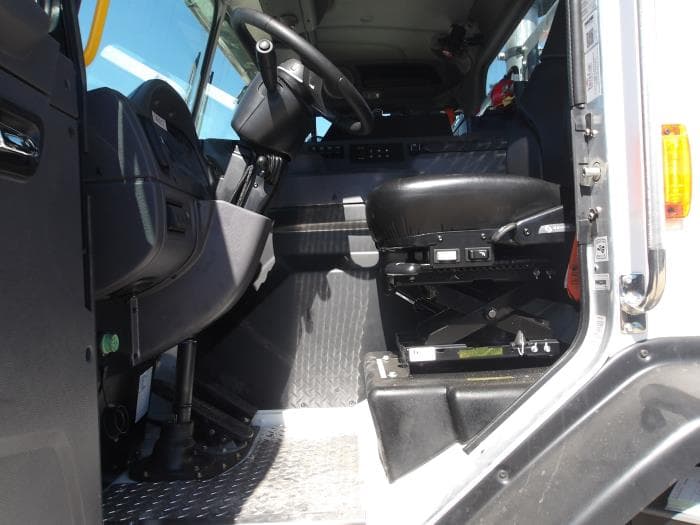 2025 Peterbilt 520 — photo 4