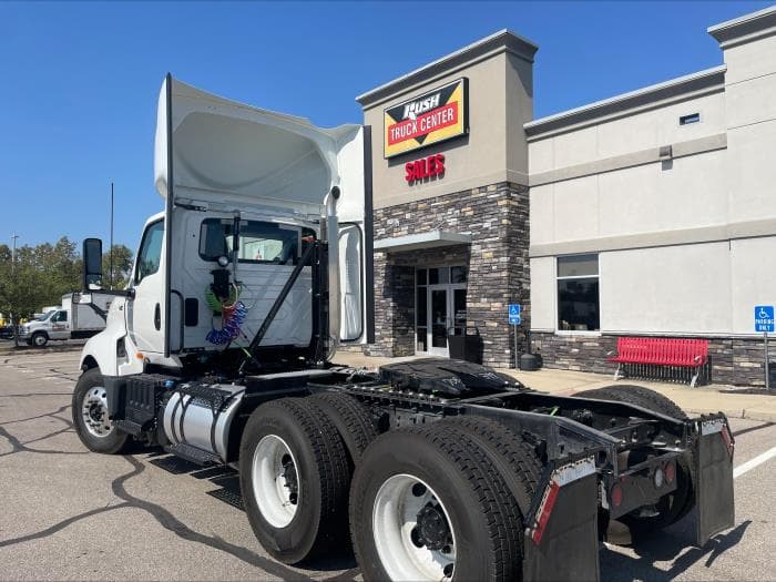 2026 International LT — photo 6