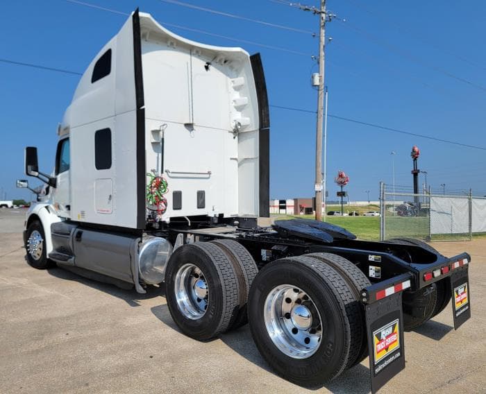 2021 Peterbilt 579 — photo 5
