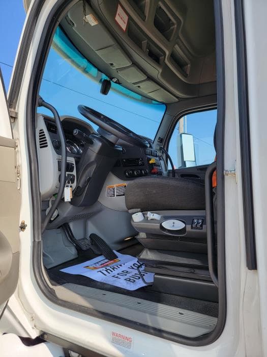 2021 Peterbilt 579 — photo 17