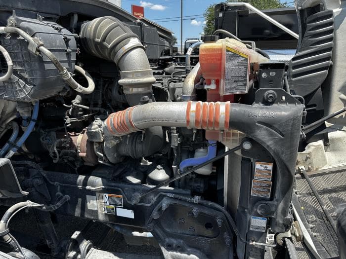 2021 Peterbilt 579 — photo 10
