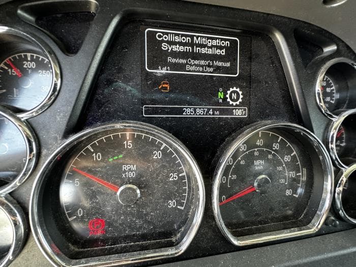 2021 Peterbilt 579 — photo 12