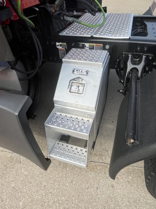 2024 Kenworth T680 — photo 4