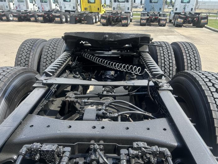 2020 Peterbilt 579 — photo 15