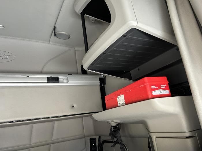 2020 Peterbilt 579 — photo 31