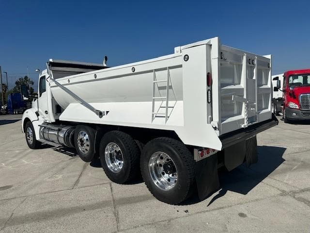 2019 Kenworth T880 — photo 17