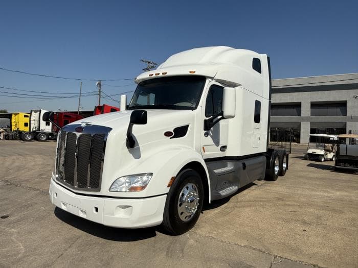 2022 Peterbilt 579 — photo 14