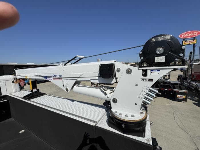 2025 Hino L7 — photo 15