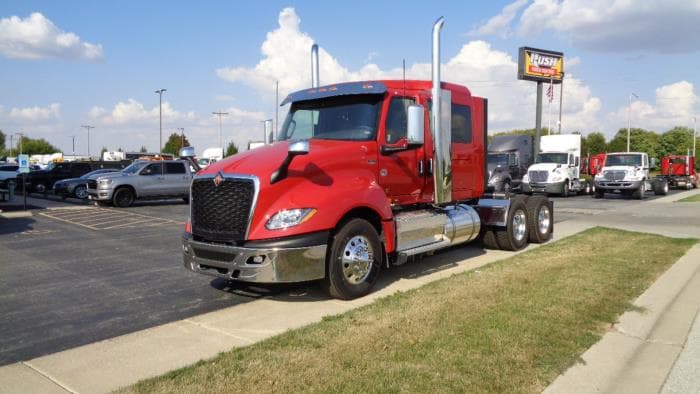 2026 International LT — photo 2