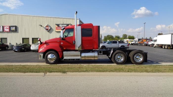 2026 International LT — photo 9