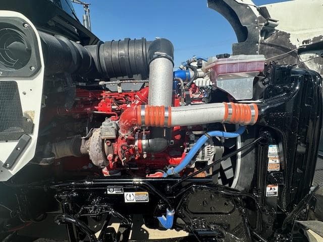 2019 Kenworth T800 — photo 16