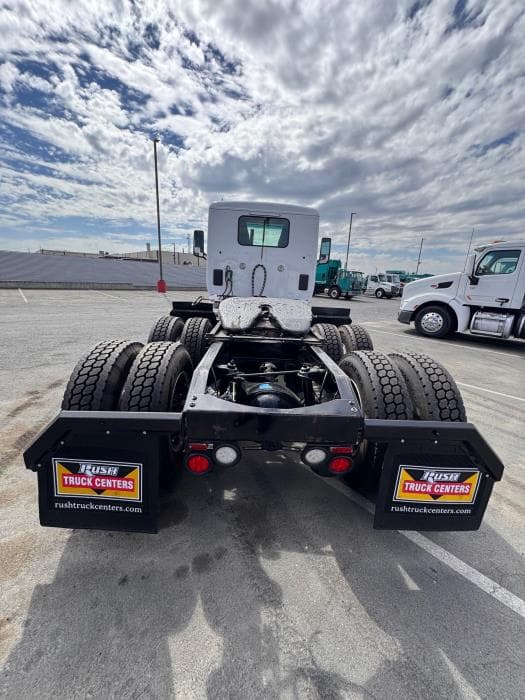 2021 Peterbilt 579 — photo 7